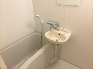 レオパレス小田【浴室】