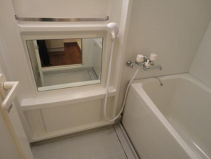 インタールナハイム【浴室】バス