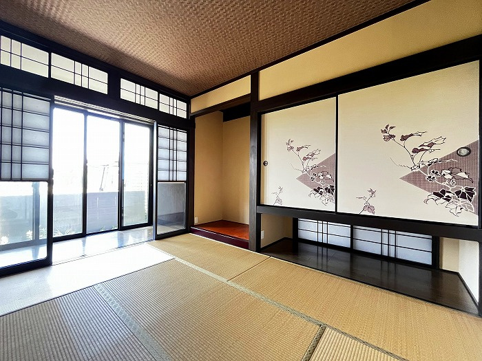 清須市春日上須ケ田　二世帯住宅【和室】