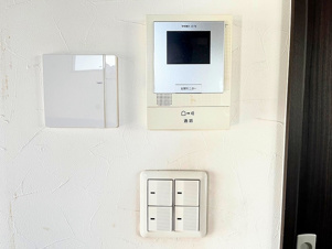 清須市春日上須ケ田　二世帯住宅【セキュリティ】