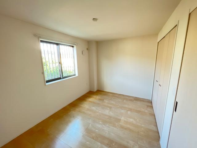 プチ・リジェール【寝室】寝室