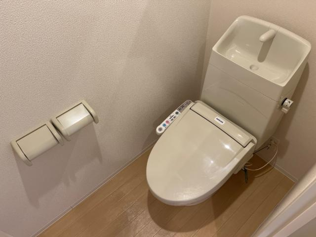 エーデルワイス【トイレ】シャワー付トイレ