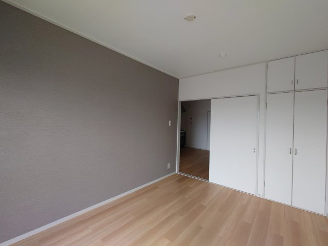 細井ビル【洋室】