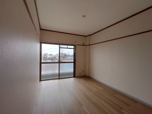 細井ビル【洋室】