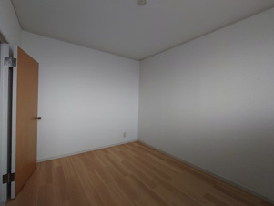 細井ビル【洋室】