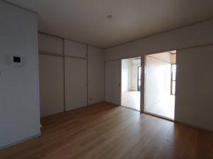 細井ビル【居間・リビング】