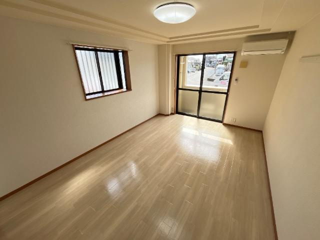 アンセスター兵庫北【内装】室内