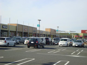 ボナール花崎Ｂ【周辺】OUTLET－Jビバモール加須店まで998ｍ