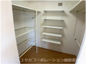 釧路町昆布森1丁目25-1売家【収納】ウォークインクローゼットがあると使い心地が変わりますね♪