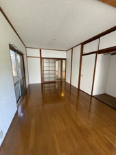 陶元町南坂上公園前貸家【洋室】1F洋室