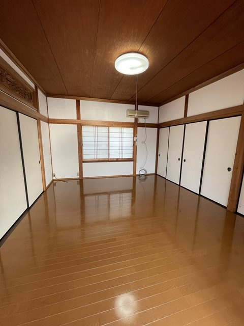 陶元町南坂上公園前貸家【子供部屋】2F洋室