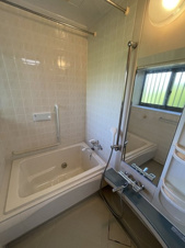 陶元町南坂上公園前貸家【浴室】浴室