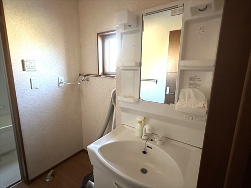 佐野市高萩町【独立洗面台】