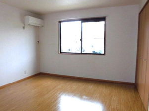 羽生市大字藤井上組のアパート【洋室】