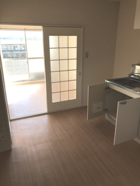 Oasis  Makino【居間・リビング】