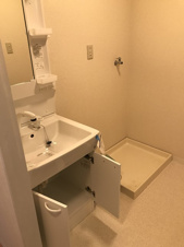 Oasis  Makino【洗面所】