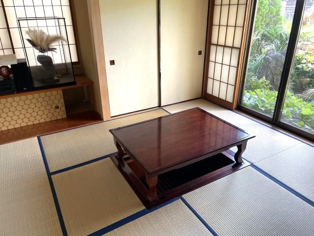 足柄下郡湯河原町宮上の中古一戸建【和室】和室には掘り炬燵があります