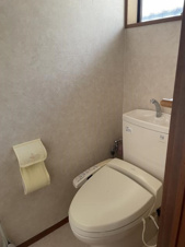 足柄下郡湯河原町宮上の中古一戸建【トイレ】２階トイレ
