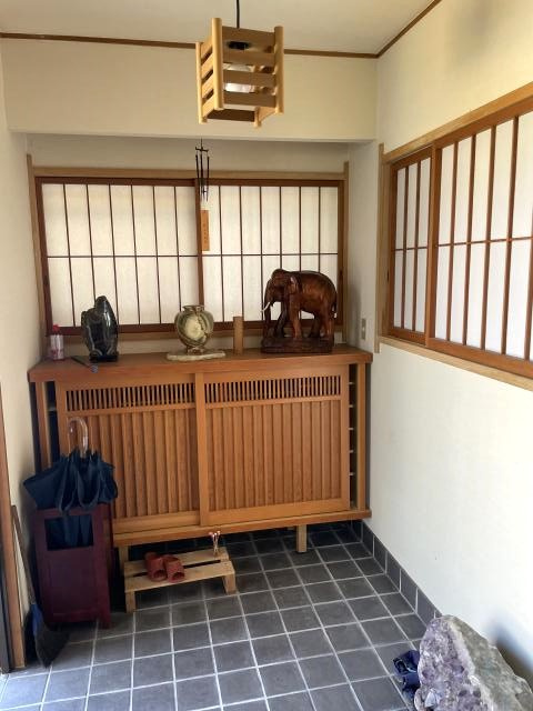 足柄下郡湯河原町宮上の中古一戸建【玄関】玄関内