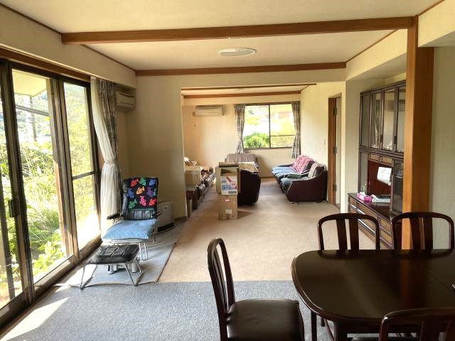 足柄下郡湯河原町宮上の中古一戸建【居間・リビング】リビング