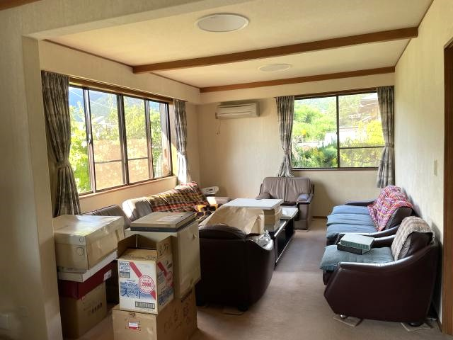 足柄下郡湯河原町宮上の中古一戸建【居間・リビング】リビング