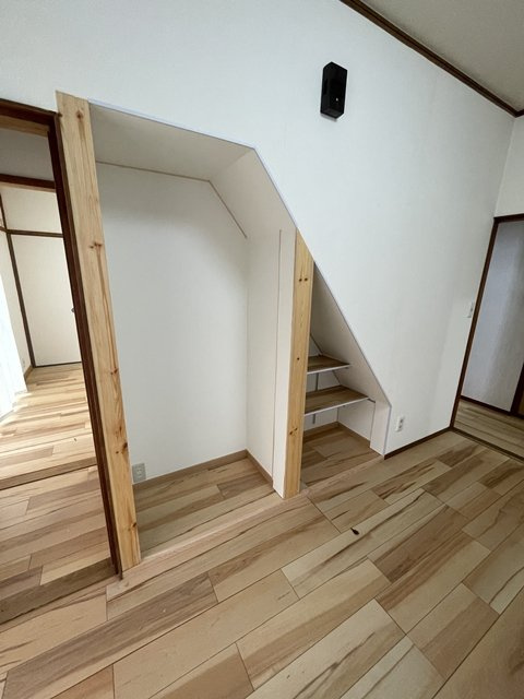 ハッピー滝呂14【収納】DK収納