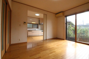 稲敷月出里【居間・リビング】使いやすい居間です