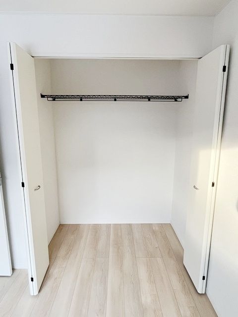 御嵩町中第3【収納】4.5帖洋室