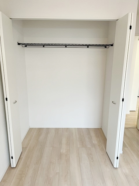 御嵩町中第3【収納】6.5帖洋室