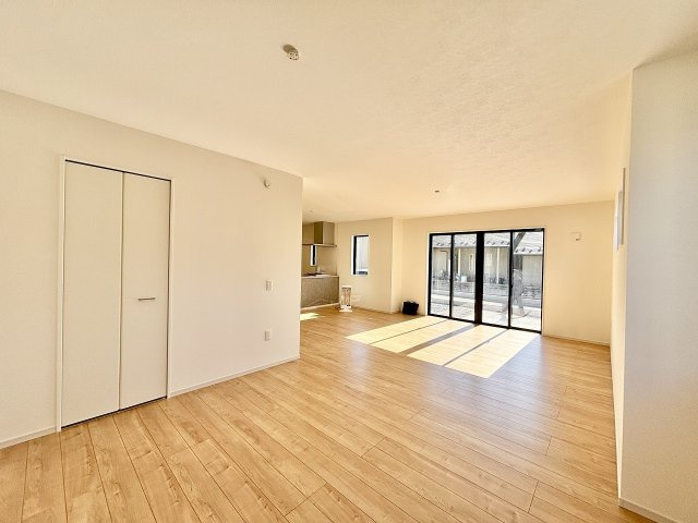 新原1丁目 新築1期【前面道路含む現地写真】