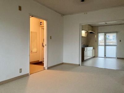 ゆったり過ごせるリビングです