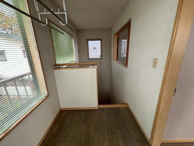 横手市平鹿町浅舞字浅舞【和室】2階和室です。大容量の押入れがあります。