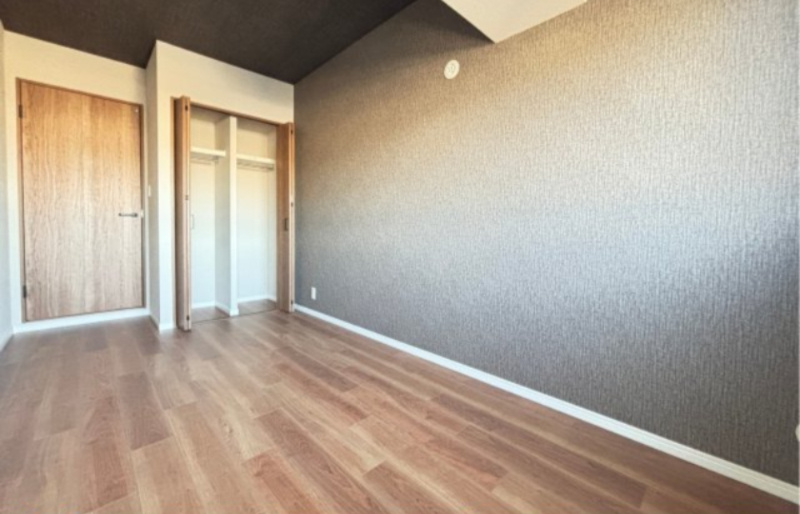 ファミールハイツA棟【洋室】