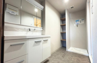 ファミールハイツA棟【独立洗面台】