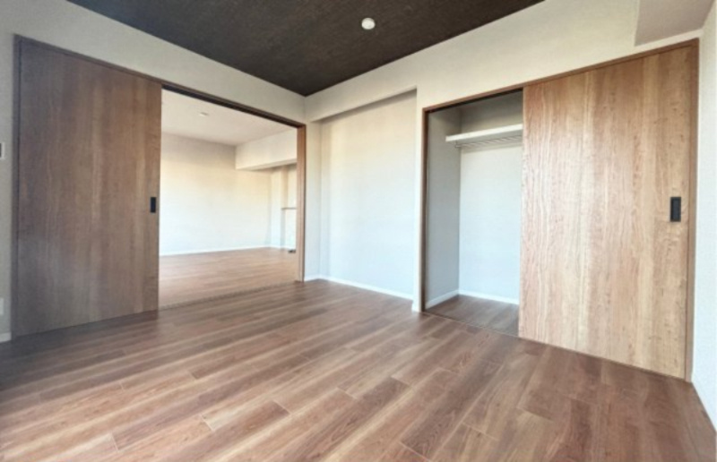 ファミールハイツA棟【洋室】