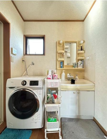 南アルプス市小笠原【洗面所】