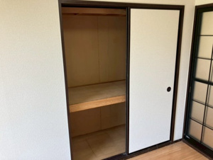 アルス極楽C棟【収納】