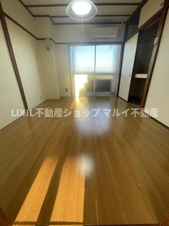 土岐ステーションビル【居間・リビング】