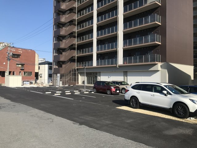 セレスト絆【駐車場】