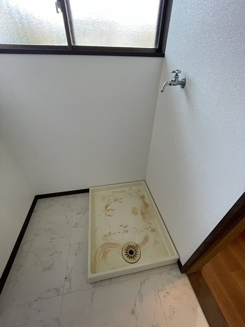 大針町M邸貸家【その他】洗濯機置場