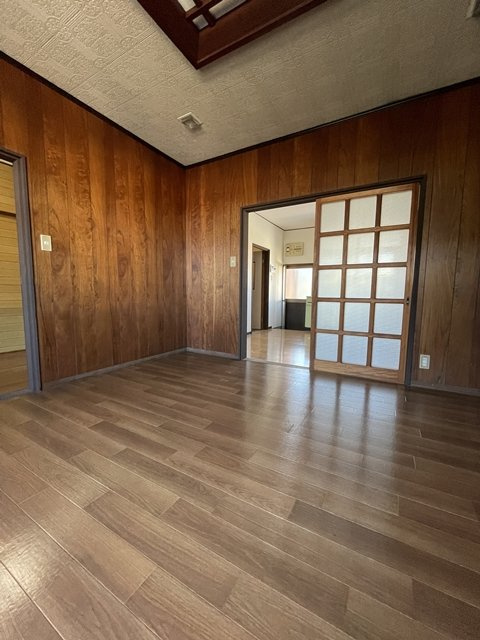 大針町M邸貸家【居間・リビング】1F洋室