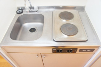 レオパレス幸【キッチン】