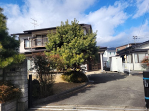 箱清水一丁目中古住宅【駐車場】
