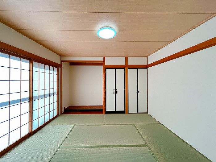 清須市西市場一丁目　中古戸建【洋室】