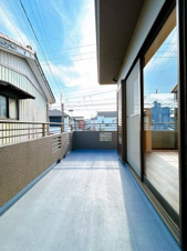 清須市西市場一丁目　中古戸建【前面道路含む現地写真】