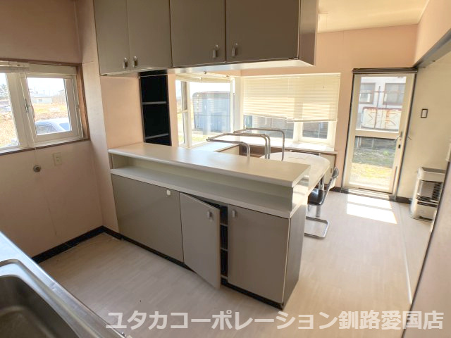 厚岸町門静2丁目売家【キッチン】