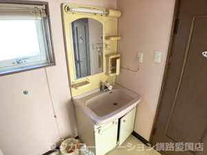 厚岸町門静2丁目売家【独立洗面台】