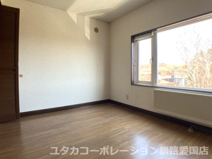 厚岸町門静2丁目売家【寝室】