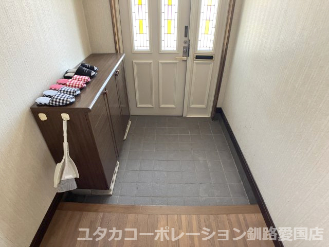 厚岸町門静2丁目売家【玄関】