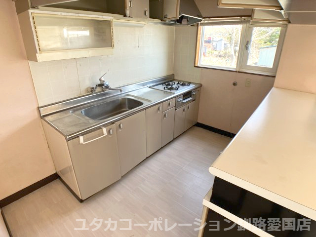 厚岸町門静2丁目売家【キッチン】